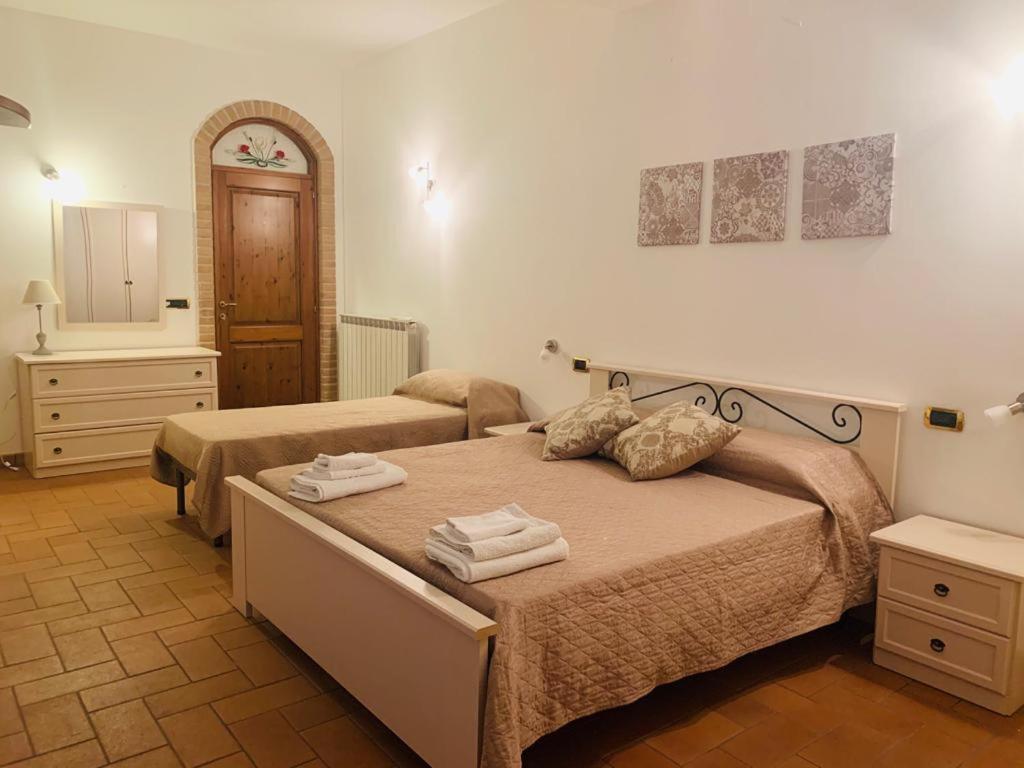 La Collina Su Ascoli Bed & Breakfast Ascoli Piceno Bagian luar foto