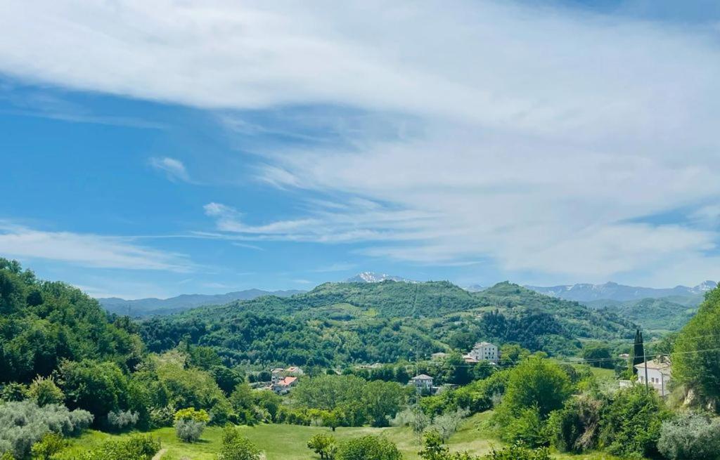 La Collina Su Ascoli Bed & Breakfast Ascoli Piceno Bagian luar foto